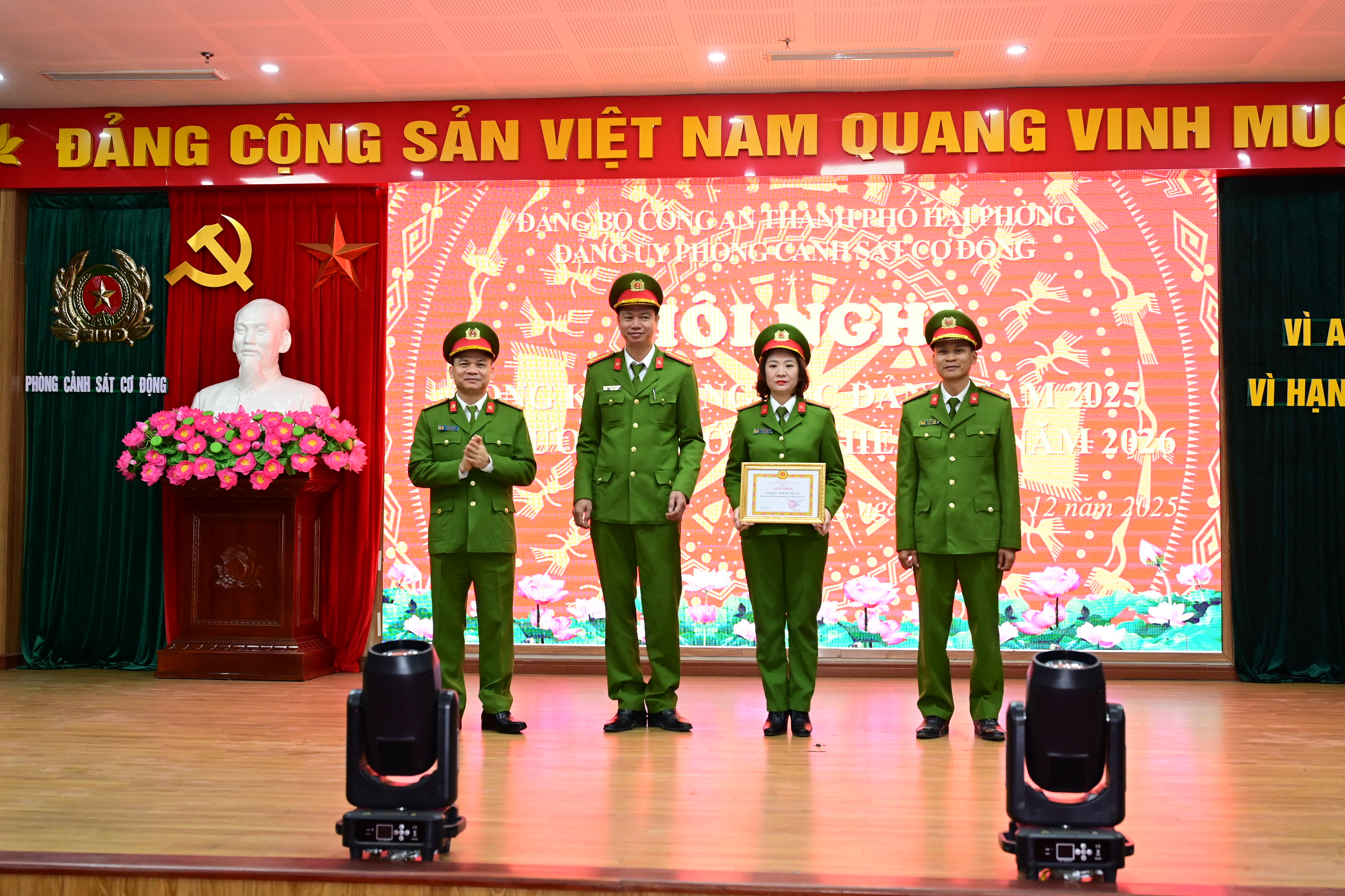 Phòng Cảnh sát cơ động Tổng kết công tác Đảng năm 2025